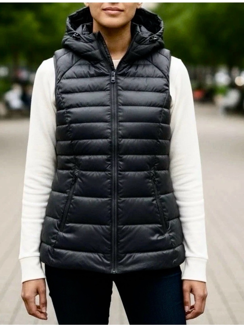 Lululemon Brave the Cold Vest Goose Down Lightweight Puffer Vest Water-Resistant